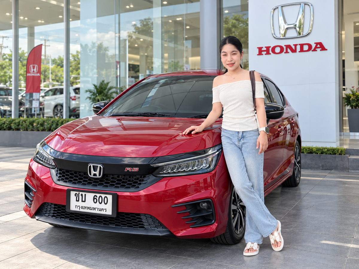 เจ้าของรถกับ HONDA CITY ซีดาน 4 ประตู